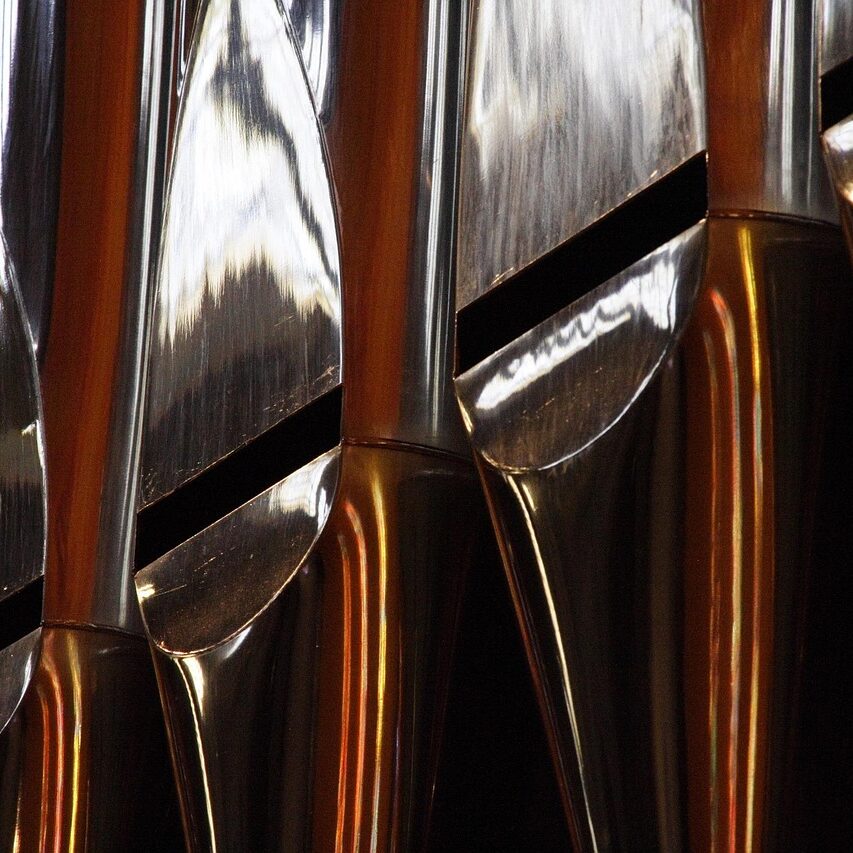 organ-pipes-78758_1280-aspect-ratio-1-1